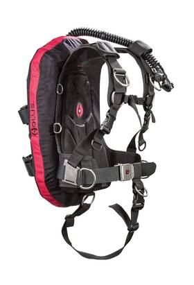 208.8001.022 Hollis St Travel Backplate System