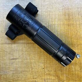 10.102.912 Light Monkey 12 Watt Led Handy With 2.6 Amp Battery Handheld Primary