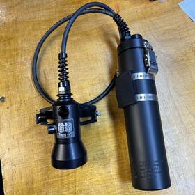 10.115.934 Light Monkey 32 Watt Variable Focus Vf Led With 15 Amp Battery -