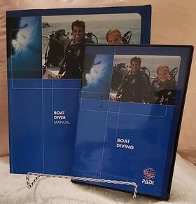 70930-79170 Padi Boat Diver Manual Diving Dvd Scuba Pen Writing On Pages