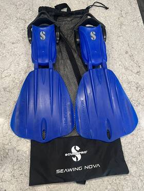 25.733.400 Scubapro Seawing Fins Small Nova Open Heel Swim Diving Blue Euc