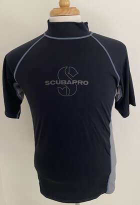 65.223.300 Scubapro T-flex Mens Short Sleeve Black 2xl Extra Large