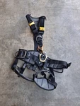 Petzl Astro Bod Fast Harness International - Rope Access Climbing Rock. Fixed Price $199.99.