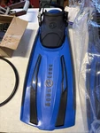 Aqualung Stratos Adj Dive Fins - Blue Xl. Fixed Price $40.00.