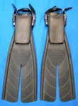 Sherwood Trek Scuba Diving Fins Open Heel Adjustable Strap Split Black. Fixed Price $39.99.