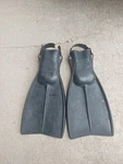 Dacor Turbo-fin Divers Scuba Large Adjustable Swim Fins Italy Broken Strap F-s. Fixed Price $30.00.