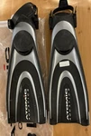 Atomic Aquatics Blade Fin For Scuba Diving And Snorkeling Medium/silver. Fixed Price $30.00.