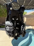 Scubapro Go Diving Bcd Buoyancy Compensator Vest, Size Large. Fixed Price $250.00.
