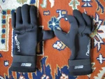 Open Box Neosport 3MM Five Finger Scuba Diving Gloves - Small. Fixed Price $15.00.