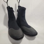 Neosport 3MM Hi-top Dive Boots Size 11 Womens Scuba Snorkel Beach Water Shoes. Fixed Price $17.00.
