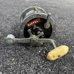 Vintage Penn Deep Sea Reel 4/0 Star Drag Fishing Fully Working. Fixed Price $34.99.