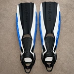Aqualung Phazer Blue White Scuba Snorkel Fins Size Mens 9-11 Mint Condition. Fixed Price $85.00.