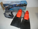 Deep See Sea Star Fins Size 3-5 Black/orange. Fixed Price $34.98.