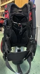 Hollis HD-200 Bc, Sm Bcd Back Inflate (208.1151.002). Fixed Price $325.00.