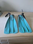 Cressi-sub Frog Scuba Diving Fins Turquoise Size S-m Open-heel Adjustable Strap. Fixed Price $19.97.