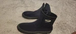Cressi Isla 7MM Boots Size Black. Used. Scuba Gear, Watersports. Fixed Price $30.00.