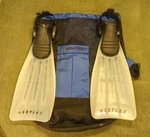 Wenoka Sea Style Reeflex Open Heel Scuba Diving Flippers Size Small 38-40. Fixed Price $39.99.