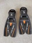 Scubapro Twin Jet Fins Size Large. Fixed Price $50.00.