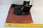Akona 3.5 Mm Seco-self Draining Boots Size 8. Fixed Price $34.99.
