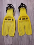 Scubapro Twin Jet Max Split Hi-viz Small Neon Yellow. Fixed Price $109.00.