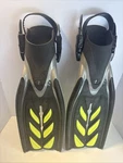 Used Tusa X-pert Zoom Z3 Fins SIZE:5-7. Fixed Price $69.99.