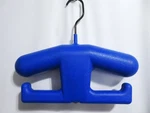 Underwater Kinetics Wetsuit Drying Hanger Heavy Duty Rounded Hollow Plastic Usa. Fixed Price $19.26.