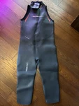 Neosport Sprint Series Sleeveless Wetsuit 5:3MM Size 3XL Warehouse. Fixed Price $89.97.