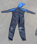 Neosport Men 3/2MM Full Wetsuit + Hood Size 3X Scuba Diving Surfing Black Blue. Fixed Price $50.00.
