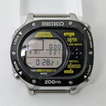 Seiko M726-5A00 Scuba Master 200M Dive Computer Digital Watch No Belt. Fixed Price $599.99.