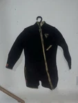 Henderson Gold Men Short Wetsuit Size Medium Black. Fixed Price $48.99.