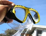Wave Brand Yellow Sports Diving Snorkeling Mask. Tempered Glass. Fixed Price $8.99.