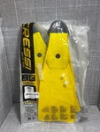 Cressi Sub Rondine Clio Diving Fins-size Us 11.5-13 Made Italy. Fixed Price $30.07.
