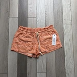 Roxy Big Girls Orange Short Size Xl New With Tags. Fixed Price $20.00.