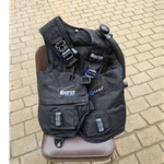 Aqua Lung Maverick Buoyancy Compensator Vest Medium Black Blue Scuba Diving. Fixed Price $116.08.