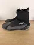 Tusa DB-4000 Scuba Dive Boots Water Shoes Mens Size 8. Fixed Price $15.96.