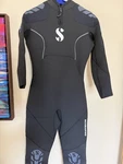 Scubapro Everflex Yulex Women's Steamer Wetsuit 3/2MM Size 10. Fixed Price $200.00.