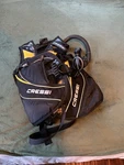 Cressi Traveight Bcd With Atomic Aquatic SS1 Titanium Inflator Vest Xs. Fixed Price $299.00.