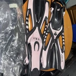 Akona Caicos Fins, 1/4, S/m Pink. Fixed Price $40.00.