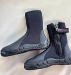 Xs Scuba Thug 8MM Zippered Diving / Beach Boots Size. Fixed Price $69.00.