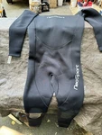 Neosport Meduim Wetsuit S832MB-01 3/2MM. Fixed Price $80.00.