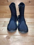 Tusa DB-4000 Scuba Dive Boots Water Shoes Mens Size 5. Fixed Price $25.00.